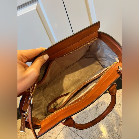 Michael Kors MK Small Satchel Shoulder Tote - Picture 4 of 6